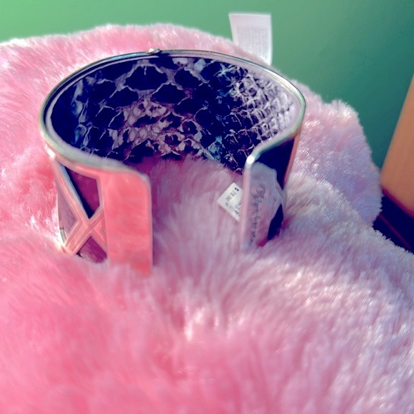 SALE🎁Brighton Reversible Cuff Bracelet - Picture 5 of 5